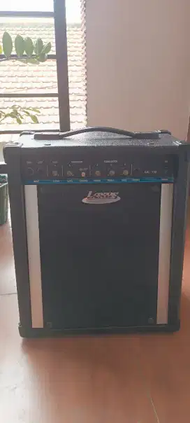Ampli merk Lexus