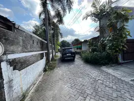 Tanah Komersial di Jl Kaliurang Km 4, Kawasan Ramai UGM