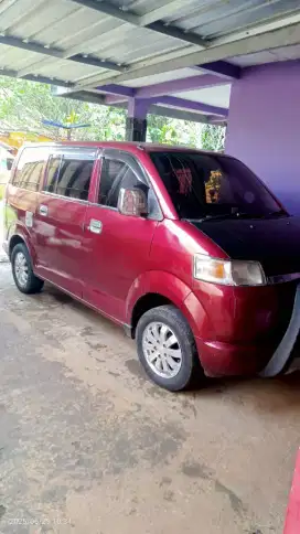 Mobil APV tahun 2005