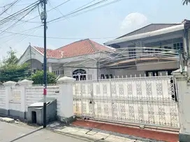S654A Rumah 1,5 Lantai 500 m2 Murah Rawamangun Jakarta Timur