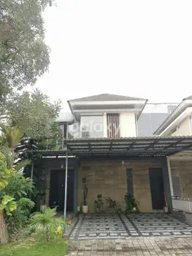 Rumah di Green Hill ,Citraland, Surabaya