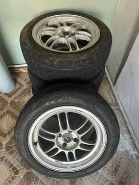 velg Enkei RPF1 ukuran R16  lebar 7″, PCD 4×100/114, ET sekitar 40–42