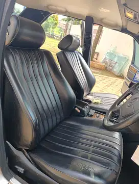 Mercedes-Benz E320 1995 Bensin