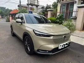 DIJUAL CASH KM 10 RIBU HRV SE CVT SENSING