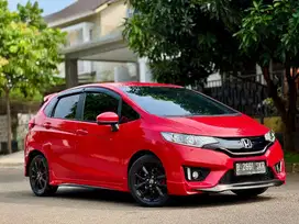 HONDA JAZZ RS MATIC 2016 MERAH ISTIMEWA GOOD CONDITION