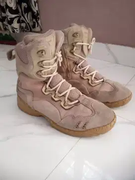 Tavtical Hanagal spider Usa army 43/44 jual saja jarang lg pake negoin