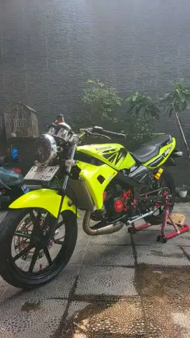 Kawasaki ninja R up ss