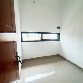 Rumah Clasik elegan rumah 2 lantai akses startegis di pamulang