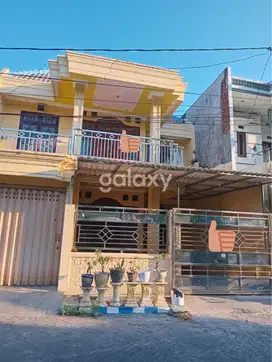 RUMAH 2 LANTAI MURAH BANGUNAN BARU DI PERUMAHAN ELIT SIDOARJO