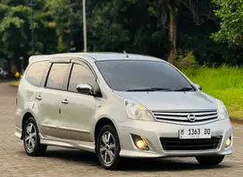 Nissan grandlivina HWS matic 2013