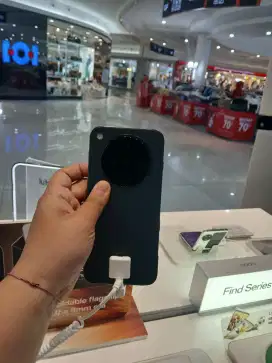 Oppo find x 8  . 12+256Gb