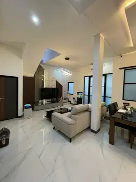 Dijual Rumah di Parahyangan Lippo Karawaci