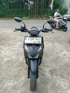 Honda NEW BEAT STREET 2025