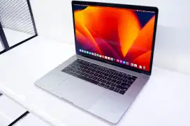 MacBook Pro 15inch.CORE i9.RAM 32GB.DUAL VGA RADEON PRO 560X 4GB.SSD1T