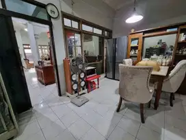 Dijual rumah Bekasi Kota luas tanah 240m, Row jalan 7m, bekasi Barat