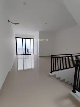 Rumah Tinggal Bangunan Baru Lokasi Strategis Di Pulomas S8116