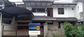 Di jual rumah kokoh di bukit permai lokasi sangat strategis