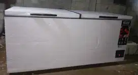 Frezer gea kapasitas 900