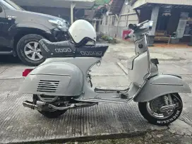 Vespa sprint veloce 1976