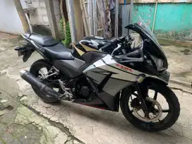 HONDA CBR 2015 KOMPLIT
