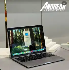 Macbook Pro 2019 13inch Core i5 8/256gb