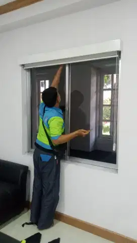 Kaca film kantor dan gedung