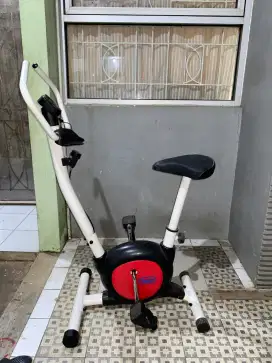 Dijual sepeda statis murah