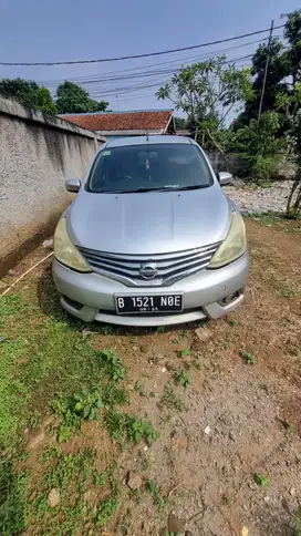 Nissan Grand livina 2013 Bensin