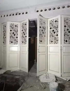 Pintu tralis garasi