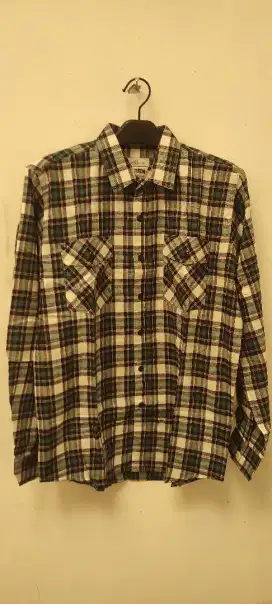 Kemeja Flanel Distro