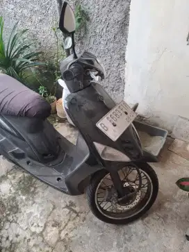 Yamaha mio 2007 tangan pertama