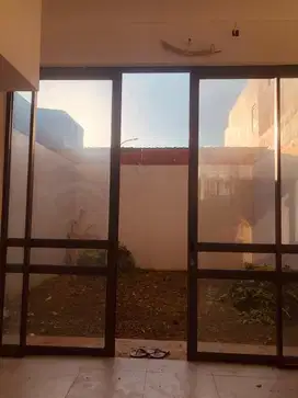 Dijual Ruko Luas 110m2, 2 Lantai, Dekat Mall Grand Wisata, Bekasi