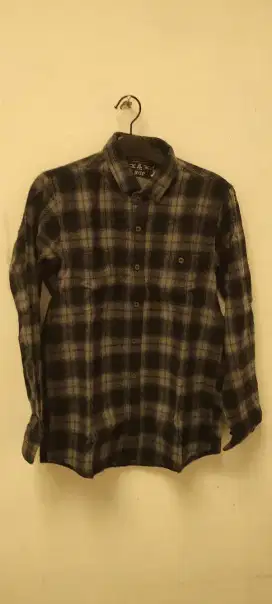 Kemeja Flanel Distro