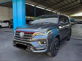 Toyota Fortuner 2.4 VRZ TRD Diesel AT Matic 2021