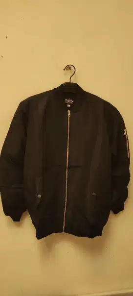 Jaket Bomber Polos