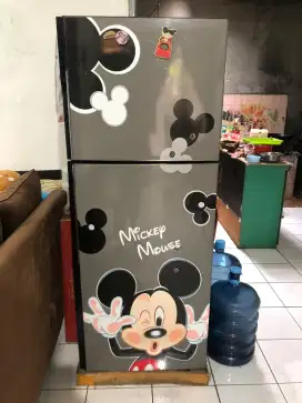 Kulkas Hitachi 2pintu seri RH31PGD7BSL , tangan pertama ,normal dingin