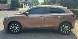 Suzuku baleno 2023)AT