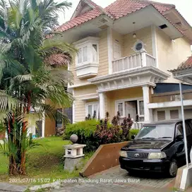 Rumah Murah Terawat di Cluster Tatar Pitaloka Kota Baru Parahyangan.