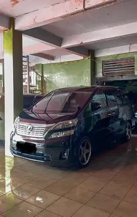 VELLFIRE V PREMIUMSOUND 2.4 at 2010