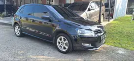 VW POLO BENSIN AT