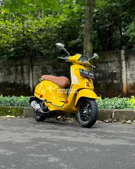JUAL MURAH VESPA SPRINT S 150 iGET ABS FACELIFT 2020 MULUS