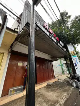 Dikontrakan Ruko Strategis 2 Lantai, Pusat Kota Pekalongan