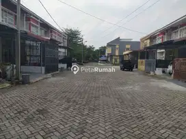 DIJUAL TOWNHOUSE KOMPLEK VICTORIA TOWNHOUSE | DAERAH TITI KUNING
