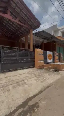 Rumah 3 kamar Tidur dan 3 Kamar Mandi Belakang Untirta Serang