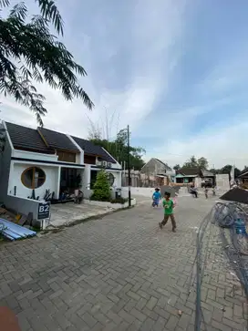 Rumah Murah Jogja Ada Taman Bermain Gaya Jepang Dekat Brimob Sentolo