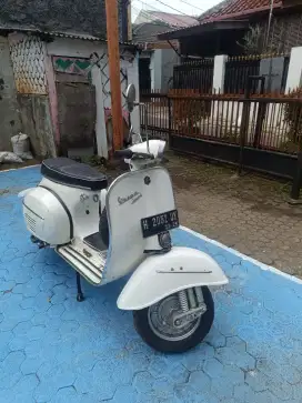 Vespa Sprint Latin 71