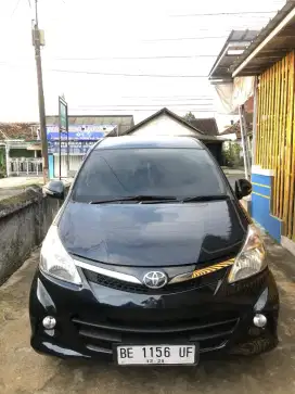 AVANZA VELOZ MATIC 2012