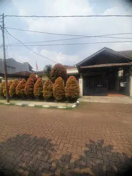 Rumah dijual dibawah harga pasar, dalam komplek Lebak Lestari