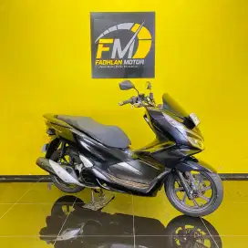 Honda PCX 150 2019 hitam glossy remote lengkap