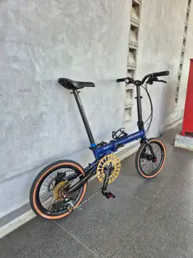 Sepeda lipat dahon houston tiagra